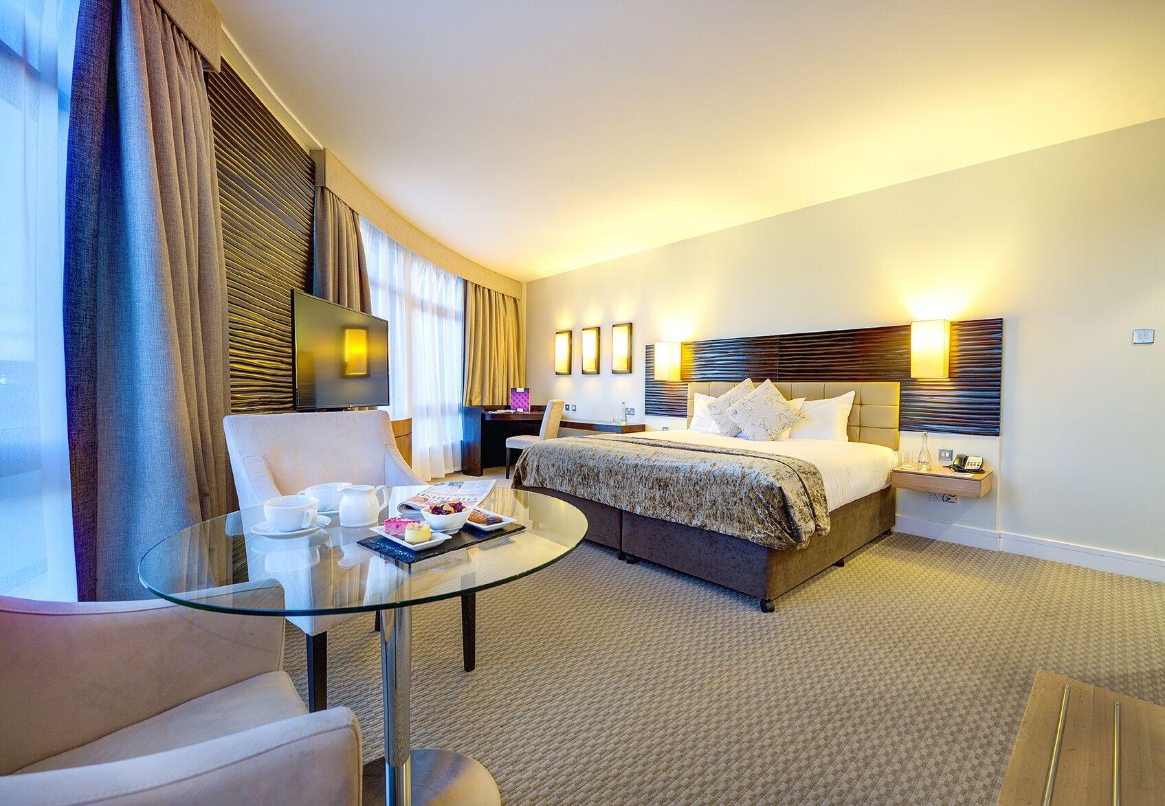 Cork International Hotel Екстер'єр фото