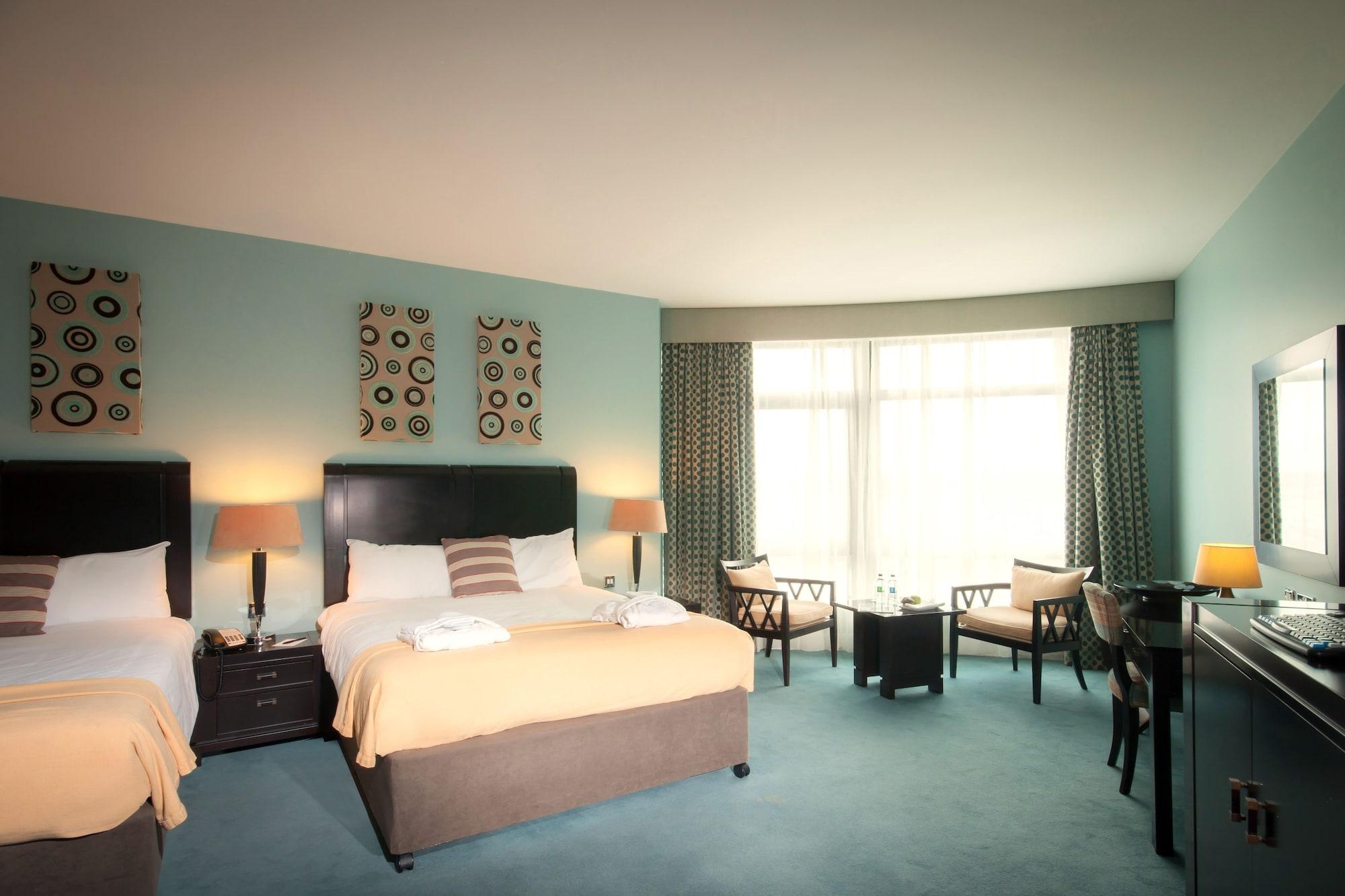 Cork International Hotel Екстер'єр фото