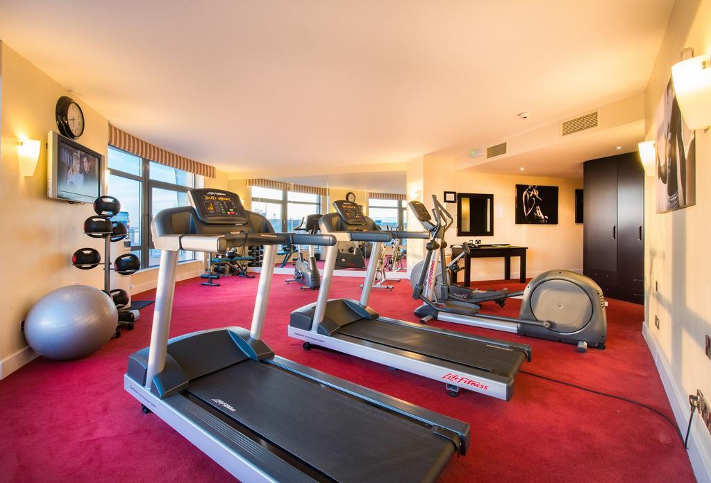 Cork International Hotel Екстер'єр фото